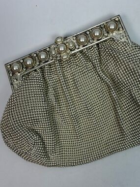 Whiting and Davis Vintage MCM Beaded Clutch